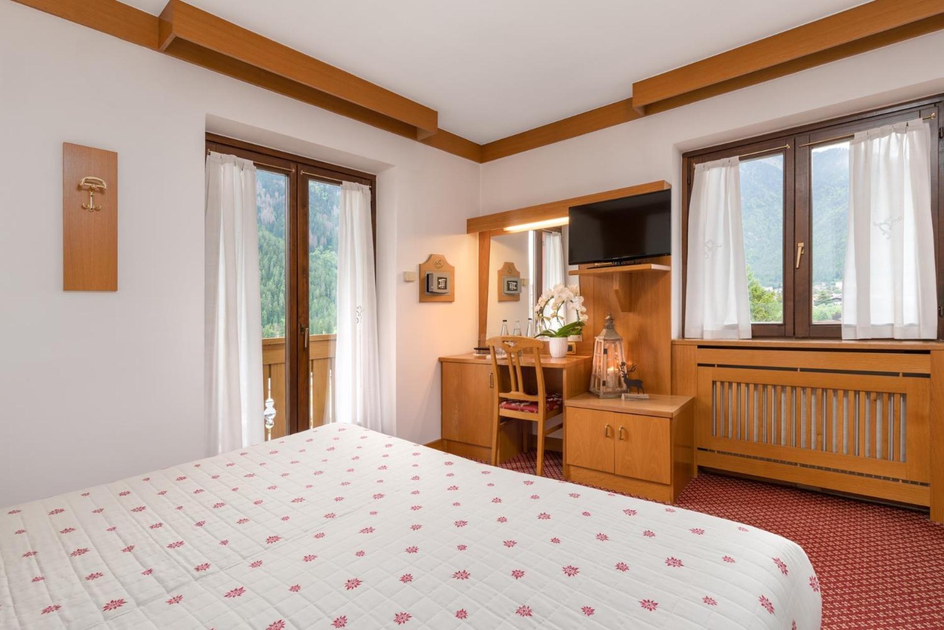 Hotel Bellavista Pinzolo Ngoại thất bức ảnh