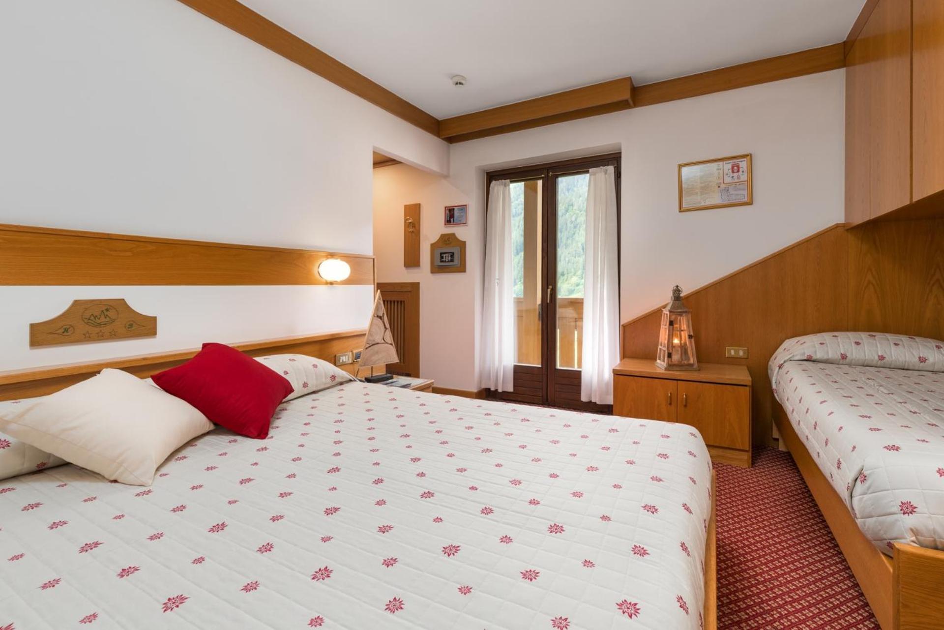 Hotel Bellavista Pinzolo Ngoại thất bức ảnh