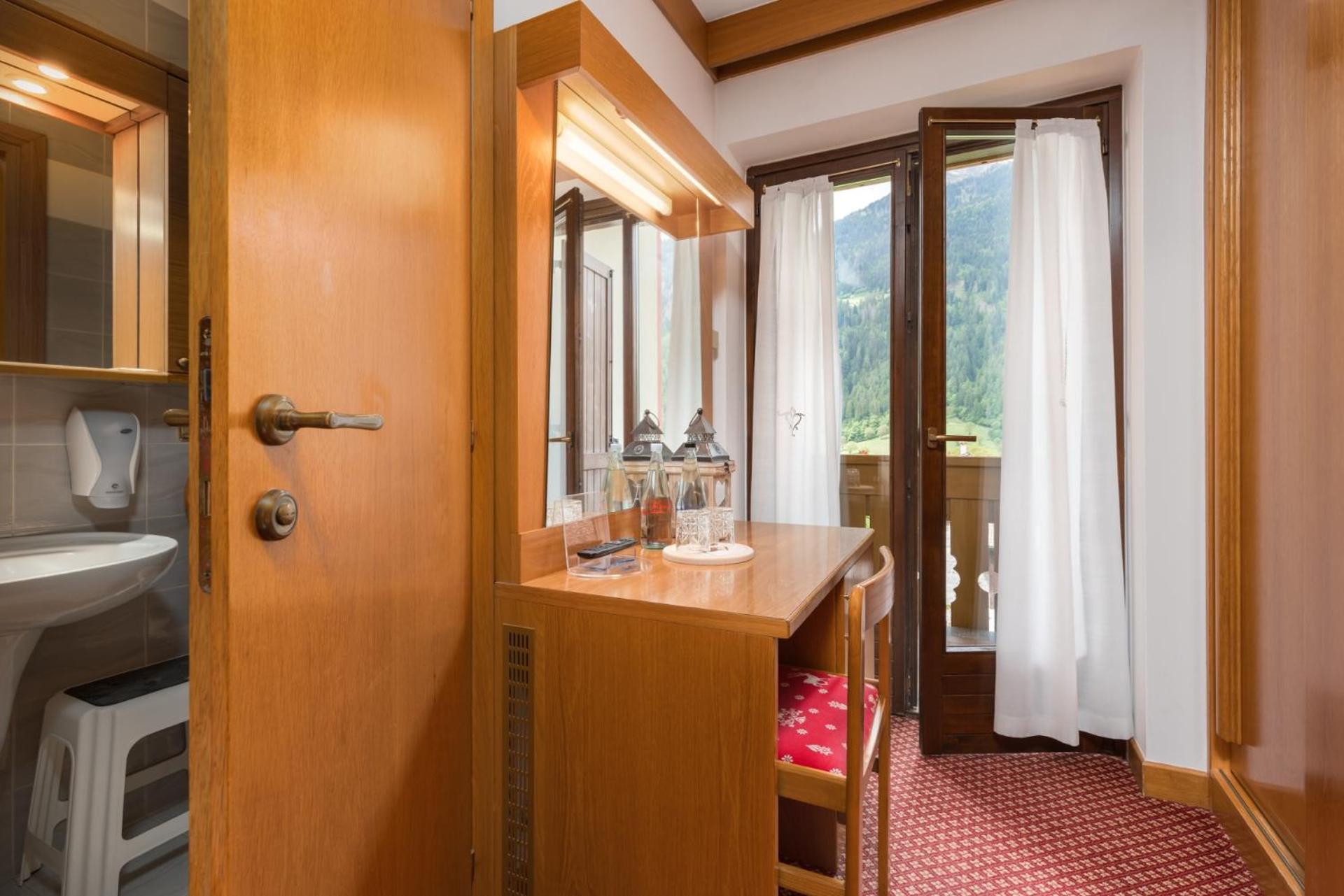 Hotel Bellavista Pinzolo Ngoại thất bức ảnh