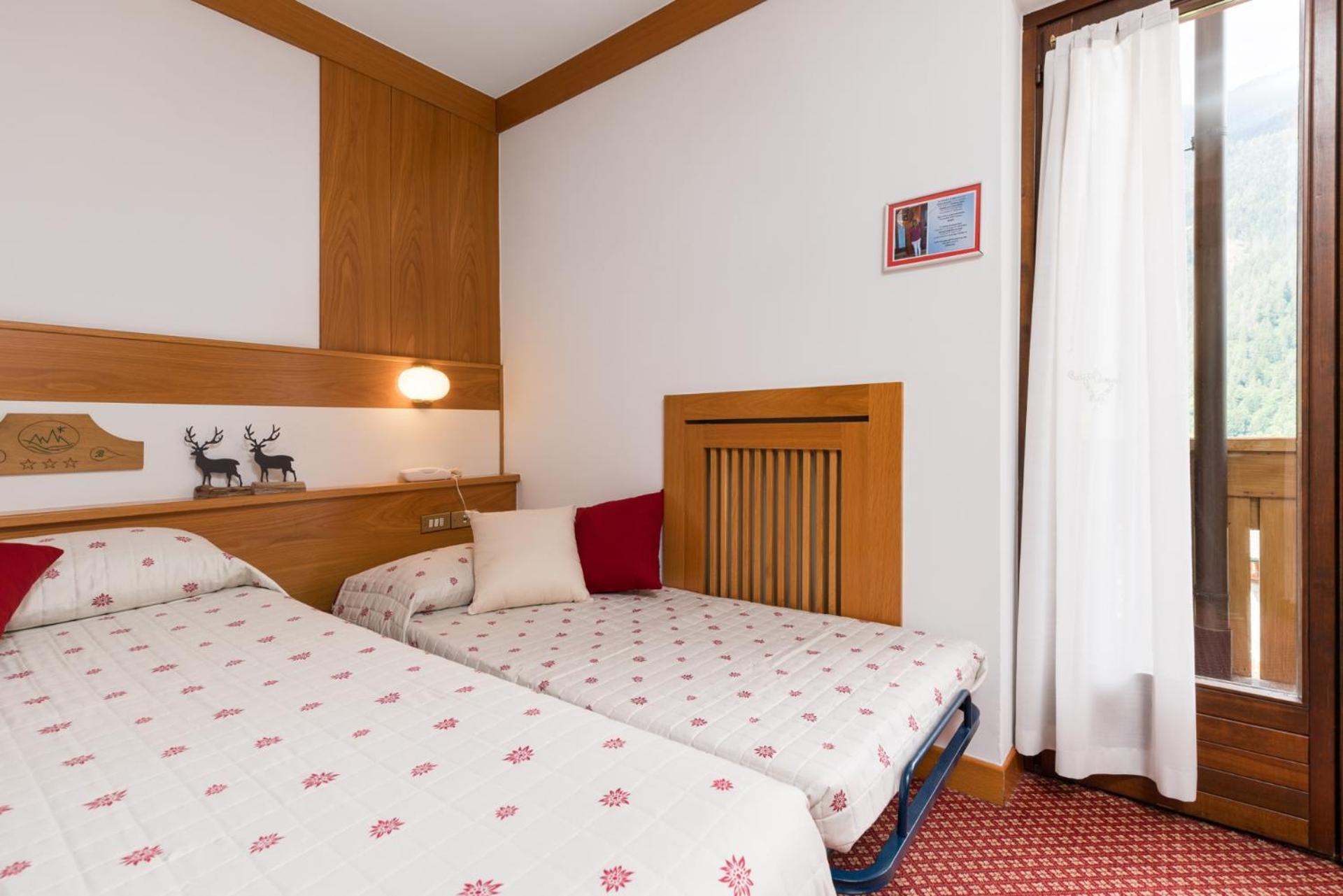 Hotel Bellavista Pinzolo Ngoại thất bức ảnh