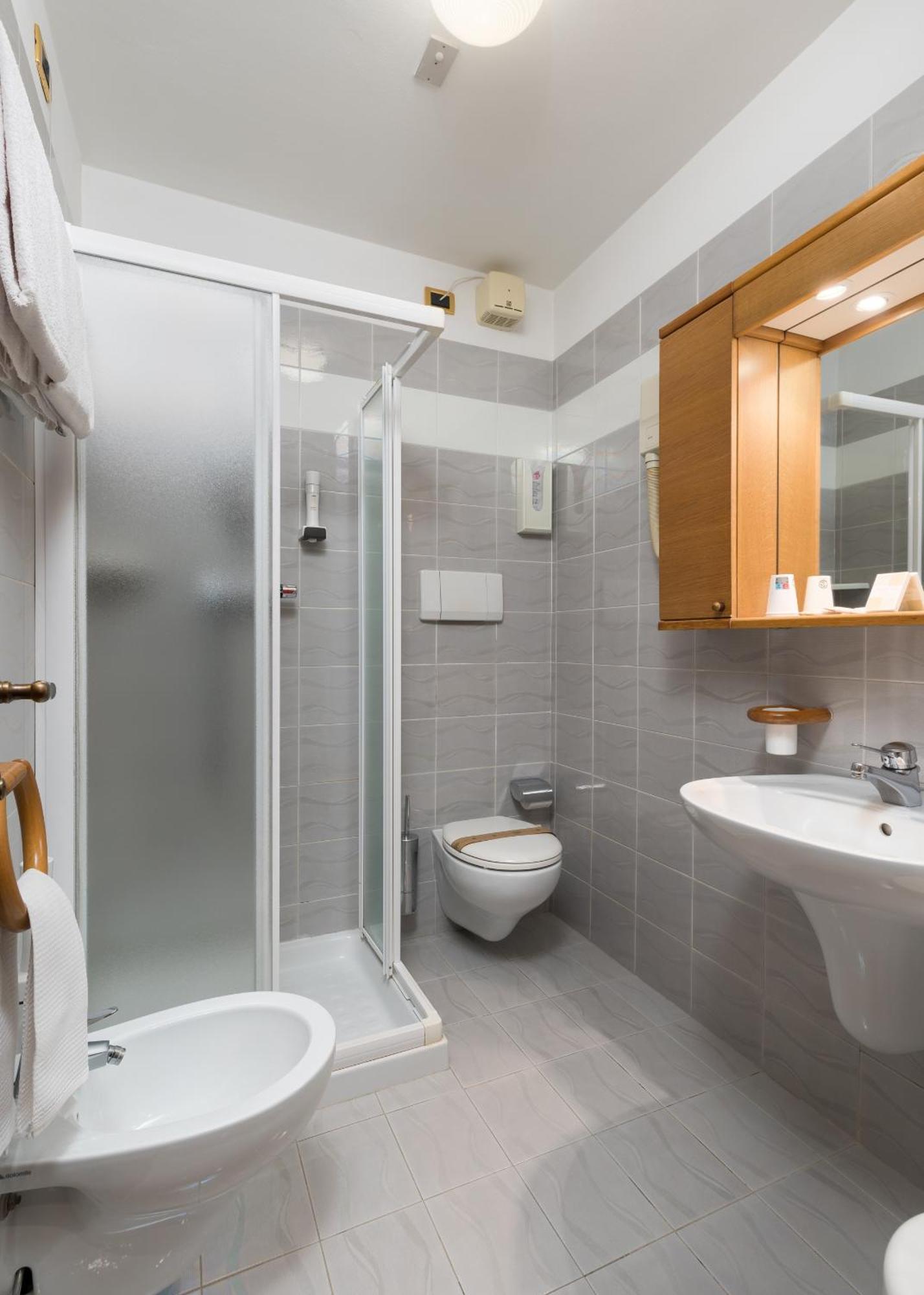 Hotel Bellavista Pinzolo Ngoại thất bức ảnh